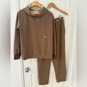 Dada Sport Dali Sweatshirt and Big Ali Joggers Set in Mocha Size 38